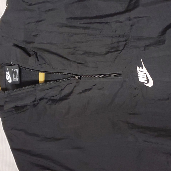 Women's Nike windbreaker - Picture 7 of 8